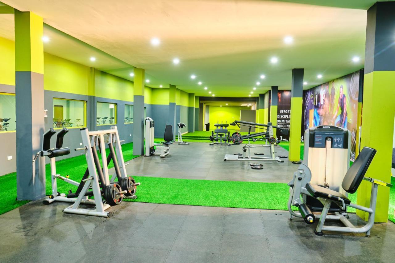 Legon City Mall Short Stay Apartments For Business And Vacation - East Legon Accra Exterior photo