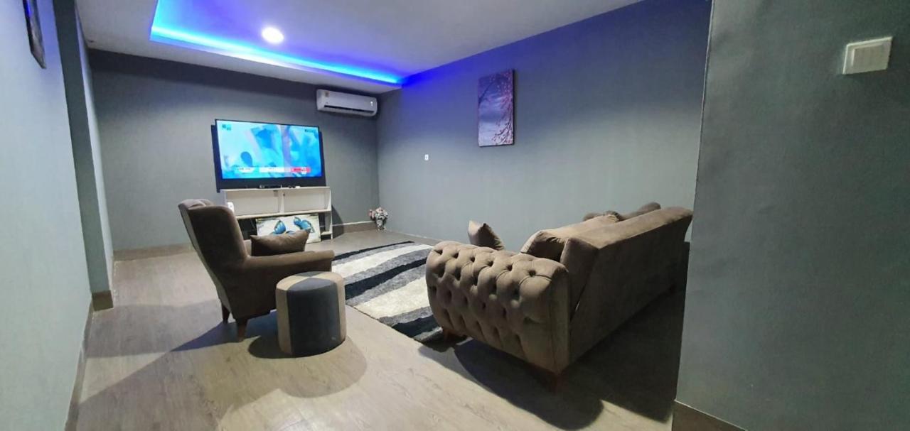 Legon City Mall Short Stay Apartments For Business And Vacation - East Legon Accra Exterior photo