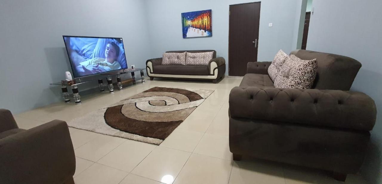 Legon City Mall Short Stay Apartments For Business And Vacation - East Legon Accra Exterior photo