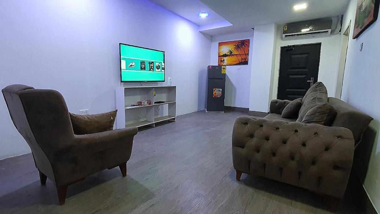 Legon City Mall Short Stay Apartments For Business And Vacation - East Legon Accra Exterior photo
