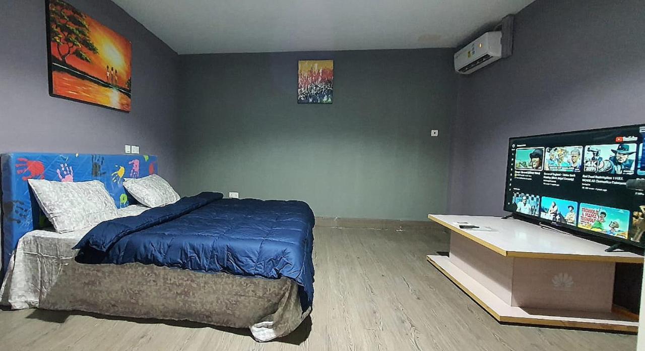 Legon City Mall Short Stay Apartments For Business And Vacation - East Legon Accra Exterior photo