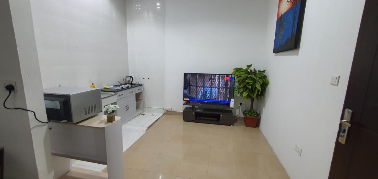 Legon City Mall Short Stay Apartments For Business And Vacation - East Legon Accra Exterior photo